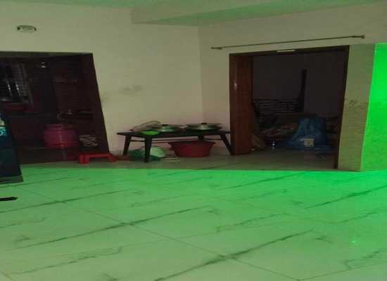 নিচতলায় একটি ফ্ল্যাট ভাড়া দেয়া হবে
